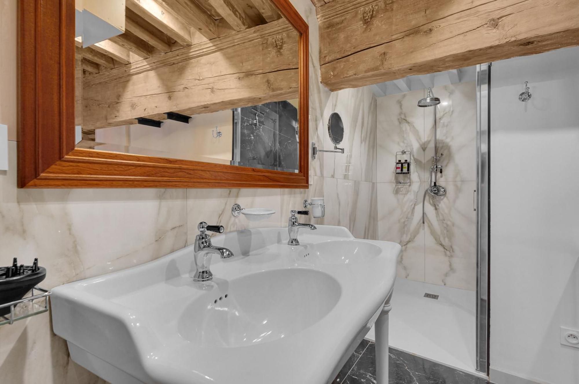 Les Relais Du Capitole - Appartements D'Hotes Toulouse Luaran gambar